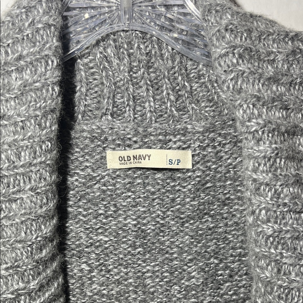 Old Navy Gray and Black Patterned Cardigan - Picture 2 of 7